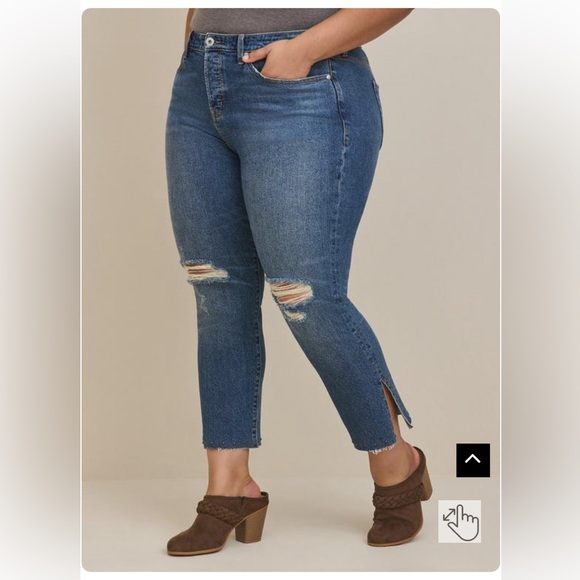 Torrid Straight Classic Denim High-Rise Distressed Cropped Studded Jeans 22R - Picture 3 of 13